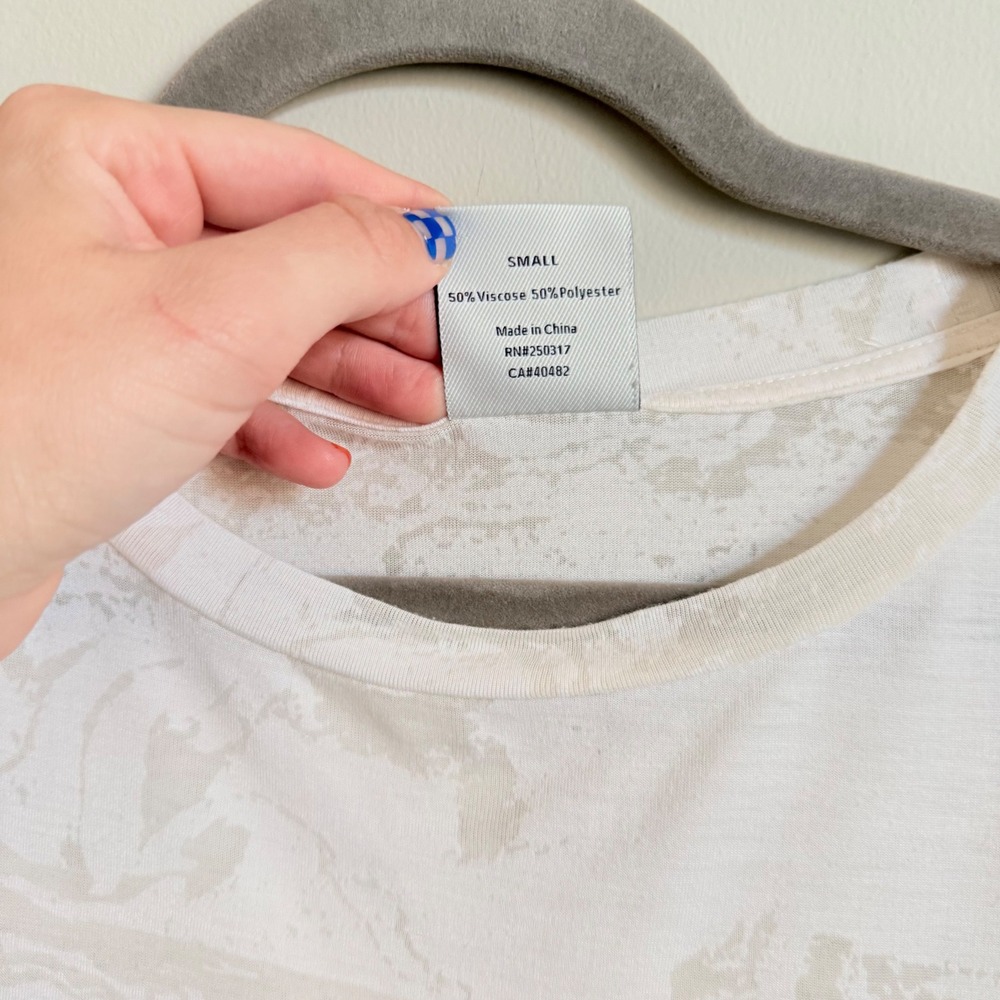 Varley Virden T-Shirt White Marble Print Muscle Tee Cap Sleeve Small NWOT - Picture 4 of 5